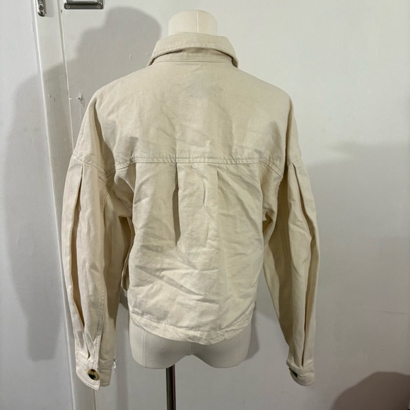 Bershka Women’s Sz M Ivory Canvas Jacket Pockets Buttons Classic Preppy Cropped - Picture 6 of 11